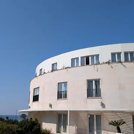 Family-friendly With Swimming Pool - 27270 אומאג