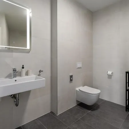 דירה Family-friendly With Swimming Pool - 27270 אומאג
